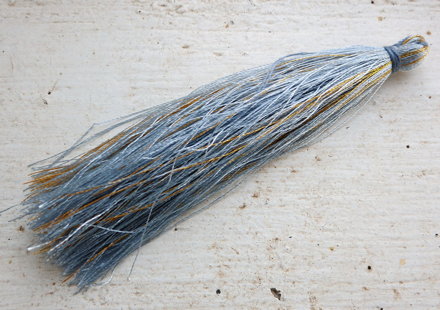 Bomullstofs - Grå / Guld 90mm, 1 styck Hilmas Pyssel