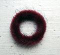 Hänge Ring - Fuskpäls Mörkröd 27mm Grekisk Metall
