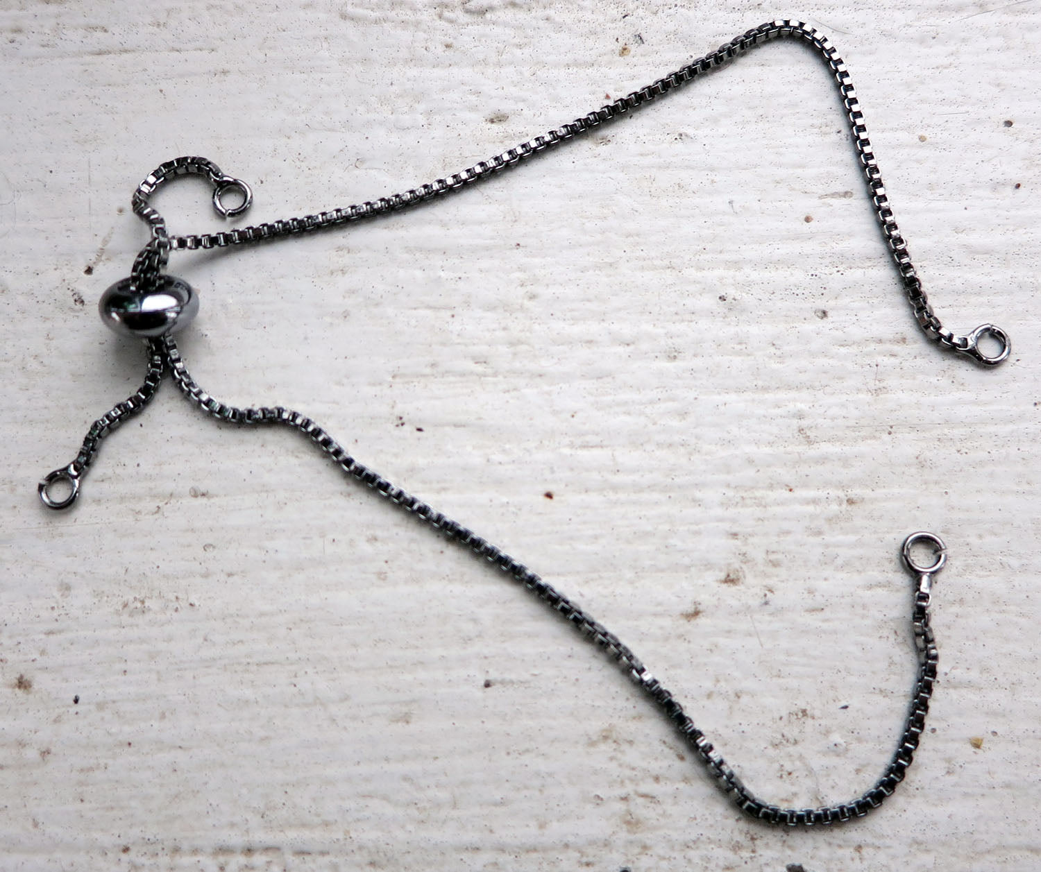 Armbandsstomme Gunmetalfärgad - Kedja fyrkantig 1 styck Grekisk Metall