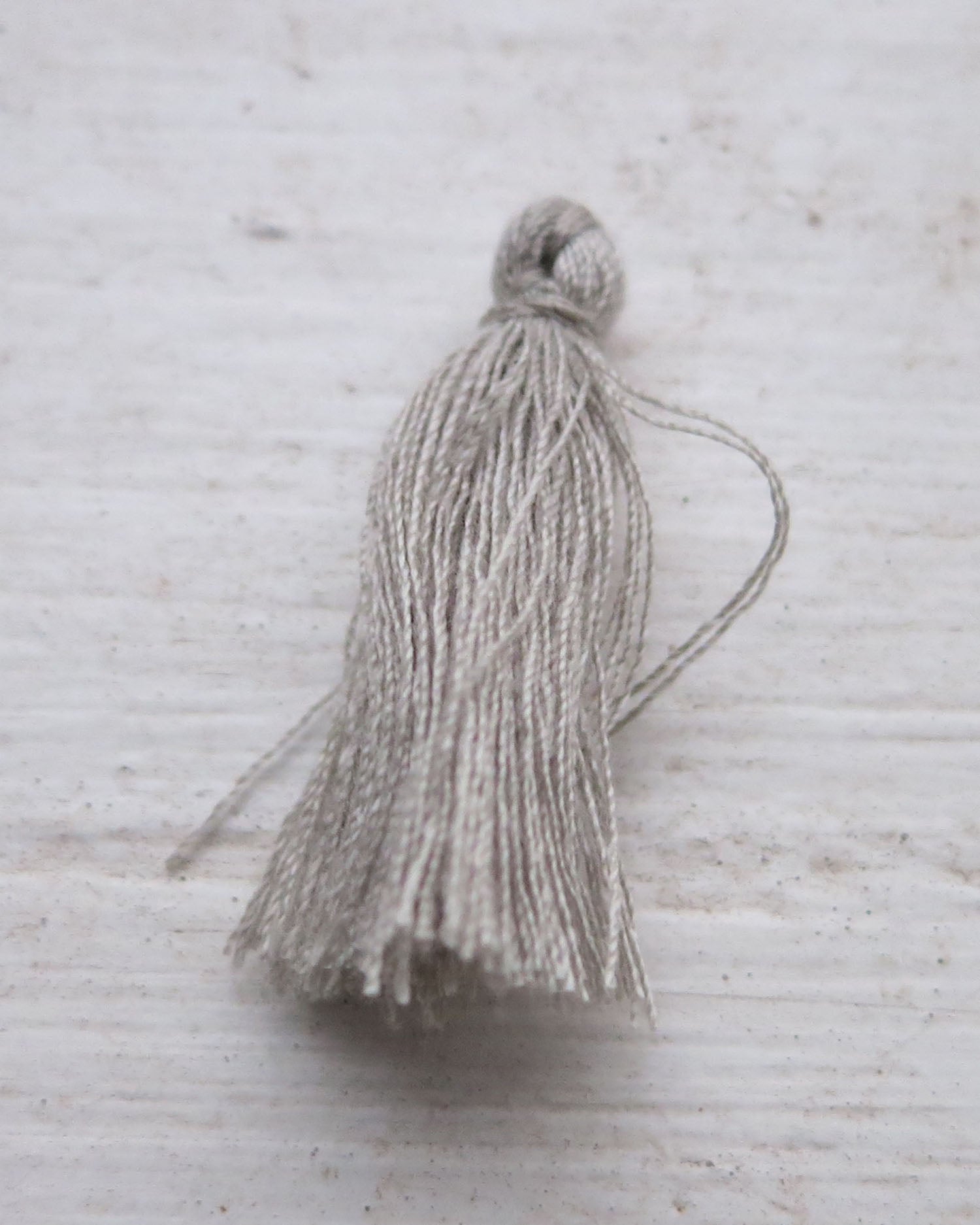 Bomullstofs - Grå 25mm, 1 styck Hilmas Pyssel