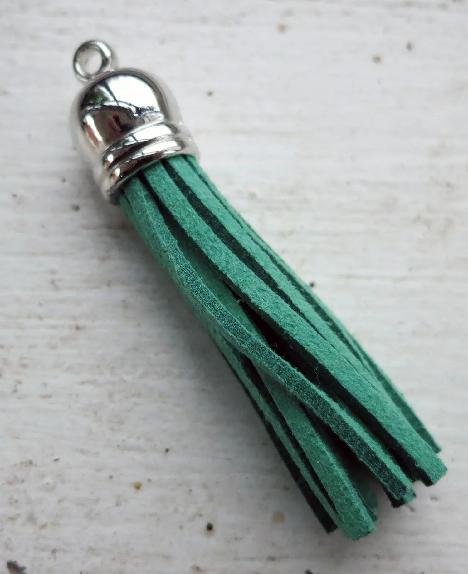 Hänge tassel - Moccaimitation, Grön 56mm 1 pack Hilmas Pyssel