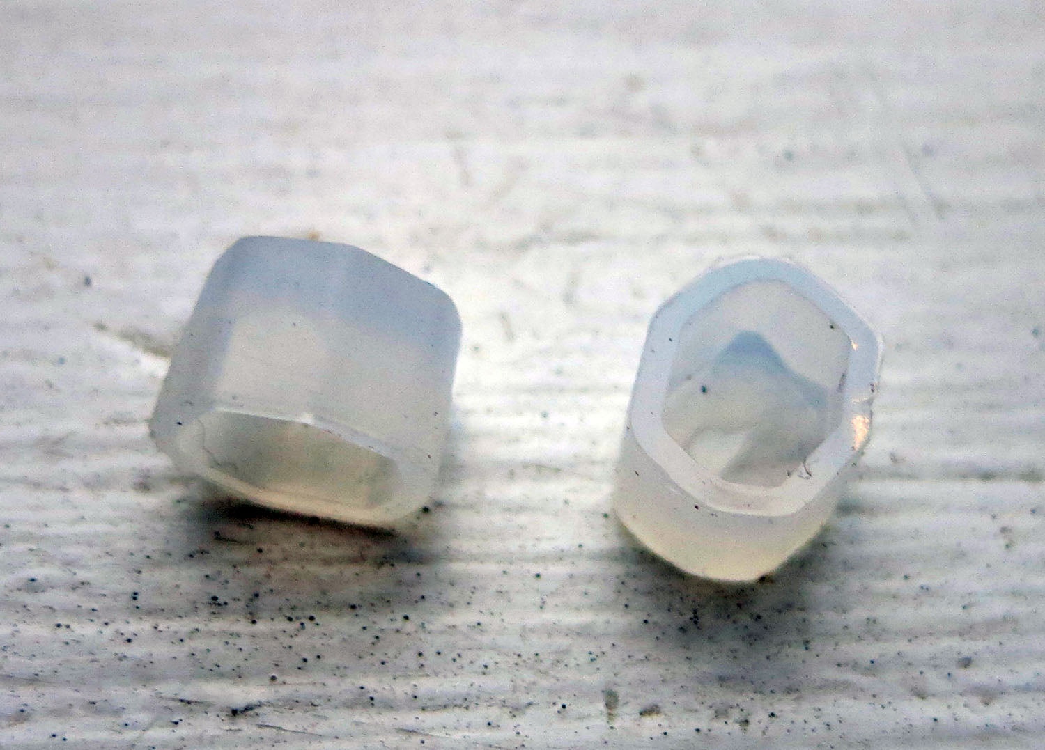 Silkonform - Mini facetterad oval 7x5mm 1 set Hilmas Pyssel