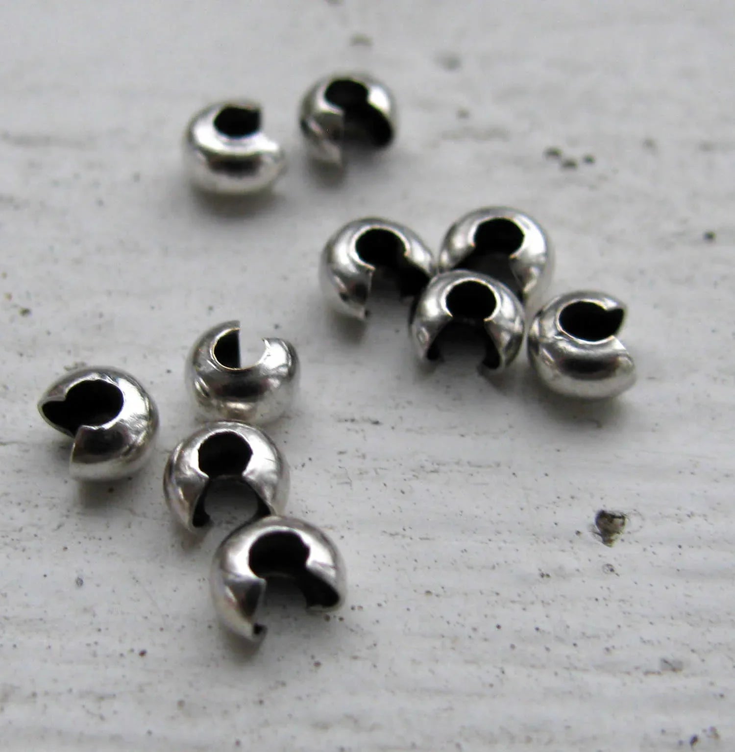 Klämtäckare i antik silverfärg - 3 mm 10-pack Grekisk Metall