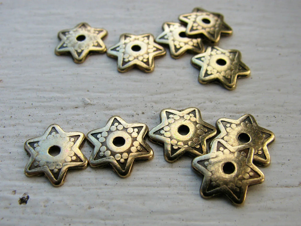 Pärlhattar bronsfärgade - Stjärna 9mm, 10-pack - Hilmas Pyssel