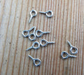 Fäste silverfärgad - Ögla med skruv 20-pack Grekisk Metall