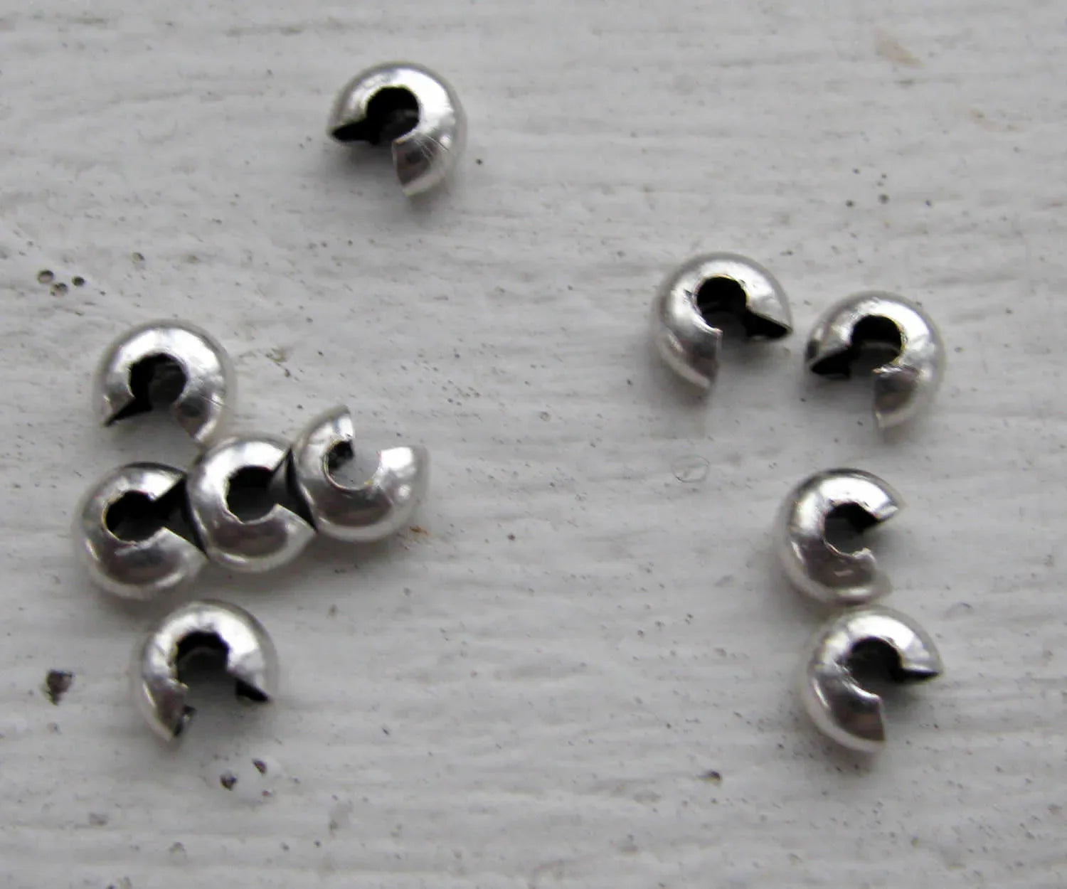 Klämtäckare silverfärgade - 4 mm 10-pack Grekisk Metall