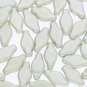 Navette - Chalk Green Luster 6x12mm 10gram Hilmas Pyssel