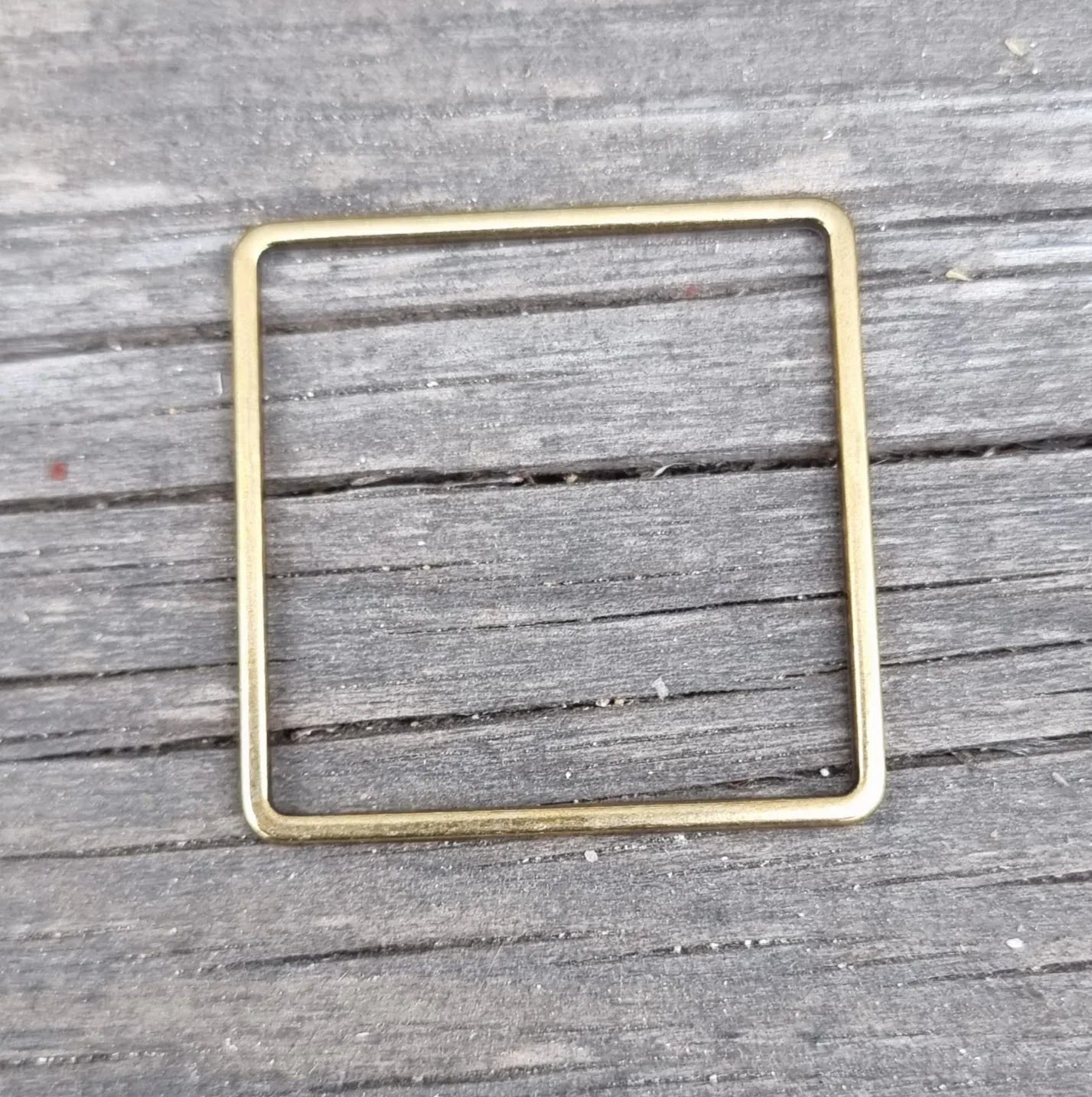 Kvadrat Bronsfärgad - 47 mm 1 styck Grekisk Metall