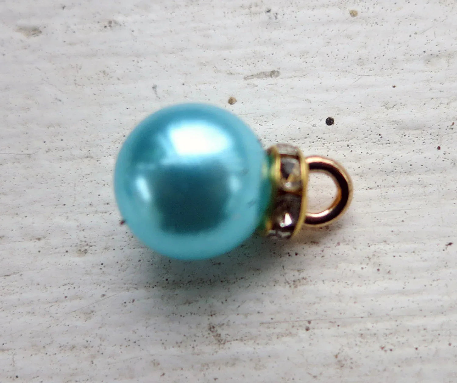 Hänge Akryl - Pärla med Strassrondell Turkos 8mm 1 styck Grekisk Metall