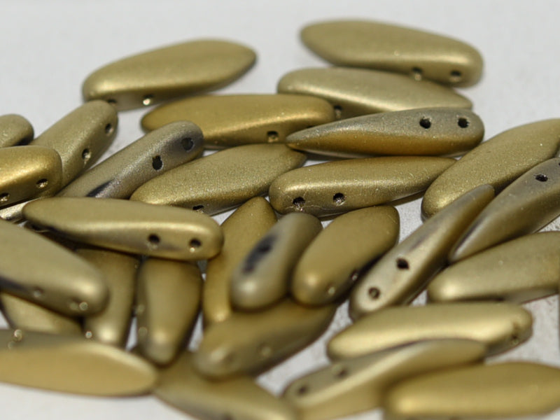 2-hole Dagger - Crystal Full Amber Matted 5x16mm, 10-pack Hilmas Pyssel