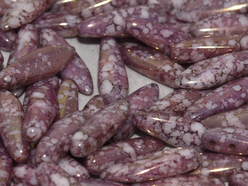 2-Hole Dagger - Chalk White Teracota Purple 5x16mm, 10-pack Hilmas Pyssel