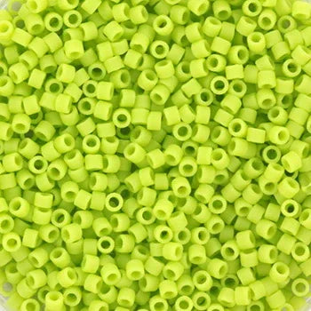 Miyuki Delica - Opaque Matte Chartreuse 11/0, 5 gram Miyuki