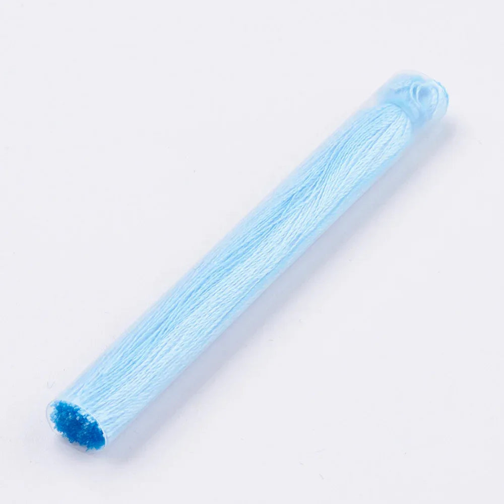 Hänge tassel polyester - Himmelsblå 65-74mm 1 styck Hilmas Pyssel