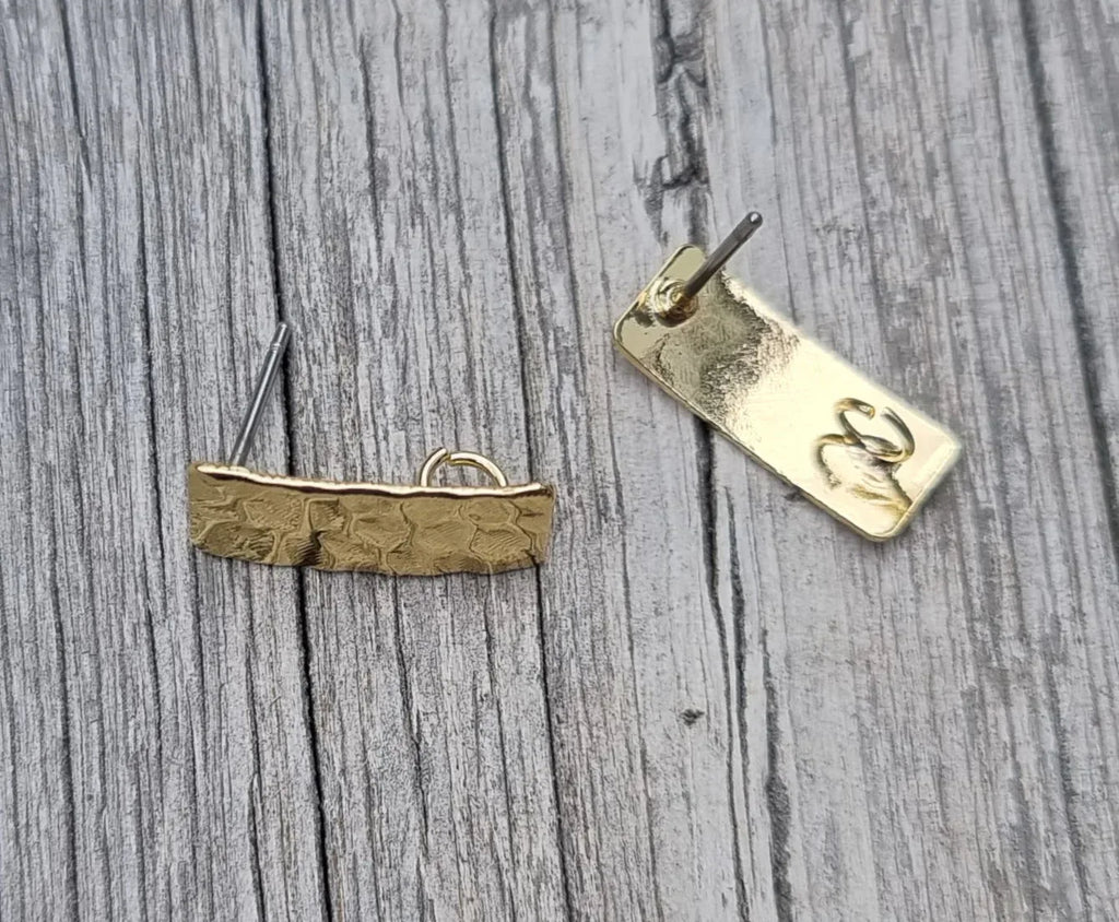 Örstickare Guldfärgad - Hamrad Rektangel 8x13mm 2-pack Grekisk Metall