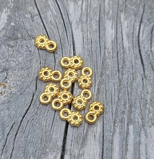 Berlockhållare Guldfärgad - Daisy 5mm 10-Pack Grekisk Metall