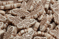 Arabesque Beads - Matt light brown with brown 19x9mm, 6-pack Hilmas Pyssel