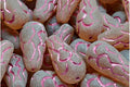 Pinecone Bead - Matt purple with pink 25x12mm 1 styck Hilmas Pyssel