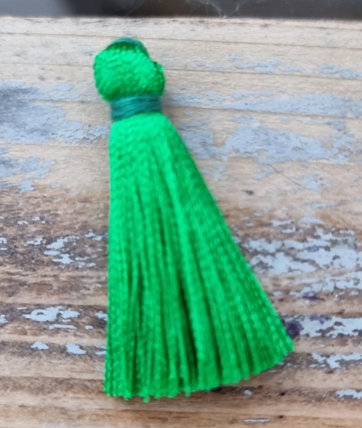 Hänge tassel polyester - Grön 35mm 1 styck Hilmas Pyssel