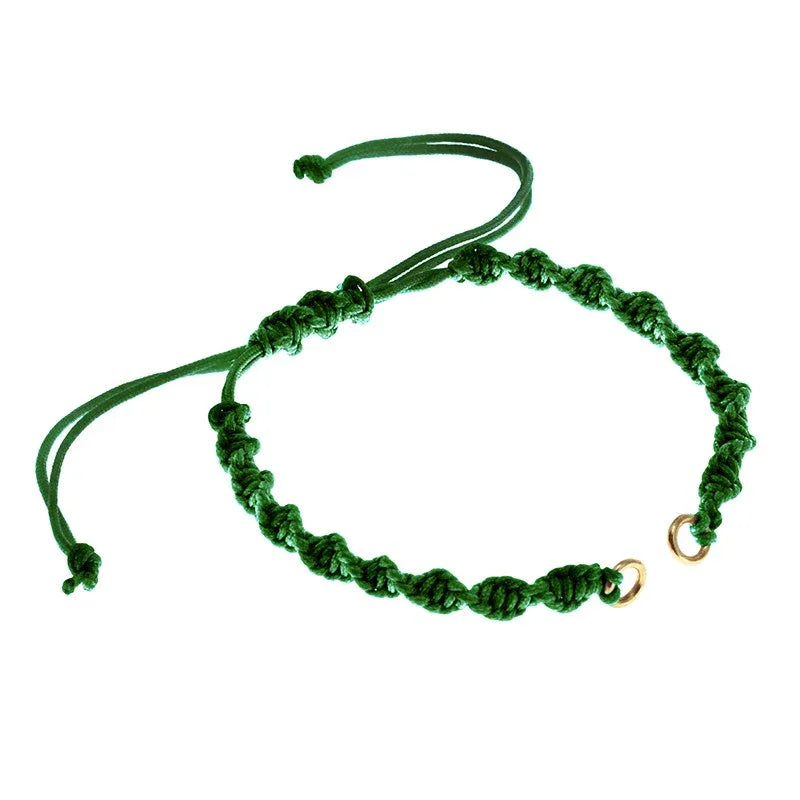 Makramé armband - Mörkgrön skruvad med guldringar 1 styck Grekisk Metall