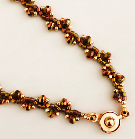 Mönster - Flat Spiral Layering Necklace Beadsmith