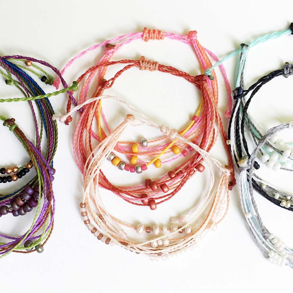 Mönster - Beaded Waxed Cord Friendship Bracelets Beadsmith