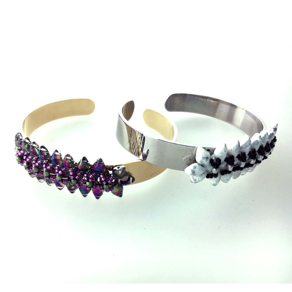 Mönster - Center Stage Cuff Beadsmith