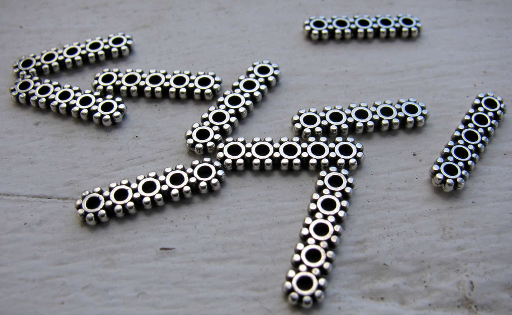 Mellandel silverfärgad - 5-rads daisy, 10-pack Grekisk Metall