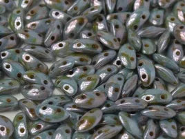 Mobyduo® - Chalk White Blue Luster 3x8mm, 25-pack Hilmas Pyssel