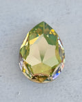 Swarovski Crystals Large Pear Fancy Stone (4327) - Crystal Luminous Green 30x20 mm, 1 styck Swarovski