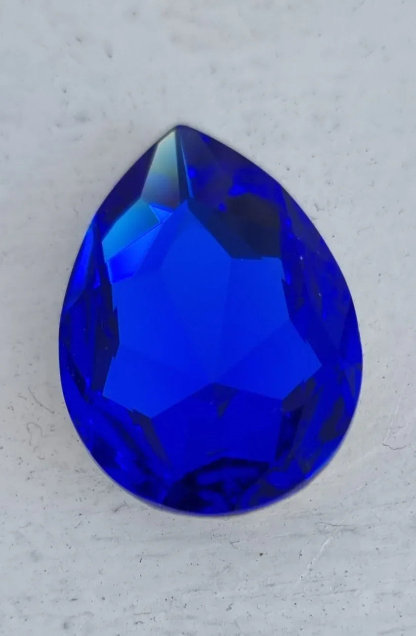 Swarovski Crystals Large Pear Fancy Stone (4327) - Majestic Blue 30x20 mm, 1 styck Swarovski