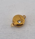 Claspgarten Instickslås - Platt rund med swarovskikristall och streck 23k guldpläterad 12,5mm, 1 styck Claspgarten