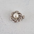 Instickslås - Pearlflower Silverfärgad 14mm, 1 styck Hilmas Pyssel