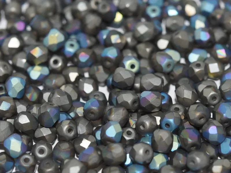 Tjeckiska Firepolish - Glittery Matte Graphite, 4 mm 50-pack Hilmas Pyssel