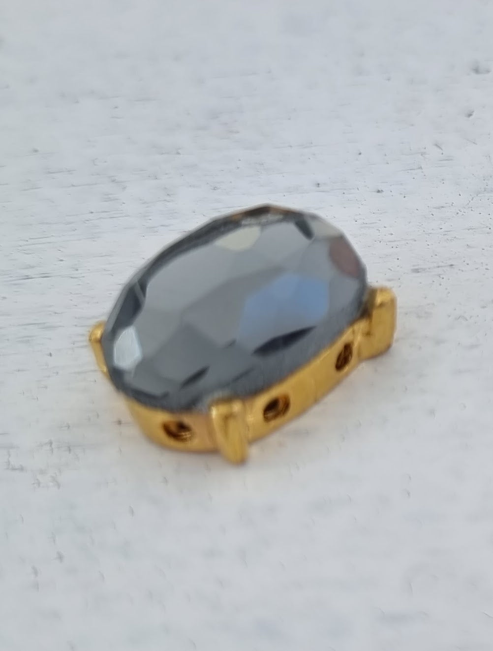 Glassten med Infattning - Guldfärgad Oval, Grå Sten 10x14mm 1 styck Grekisk Metall