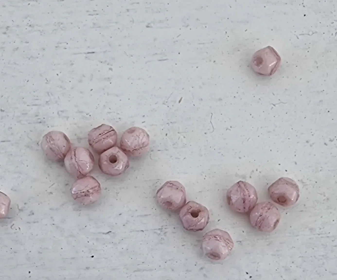 Tjeckiska English Cut - Luster Lilac 3 mm, 50-pack Hilmas Pyssel