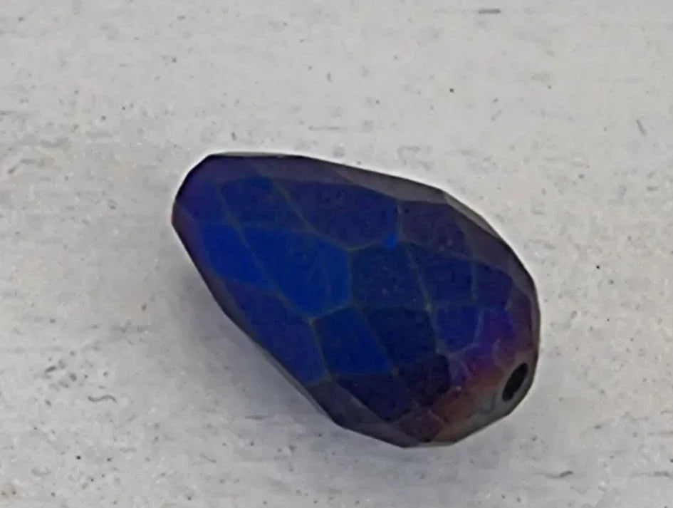 Facetterad Droppe - Matte Blå 1 styck Hilmas Pyssel