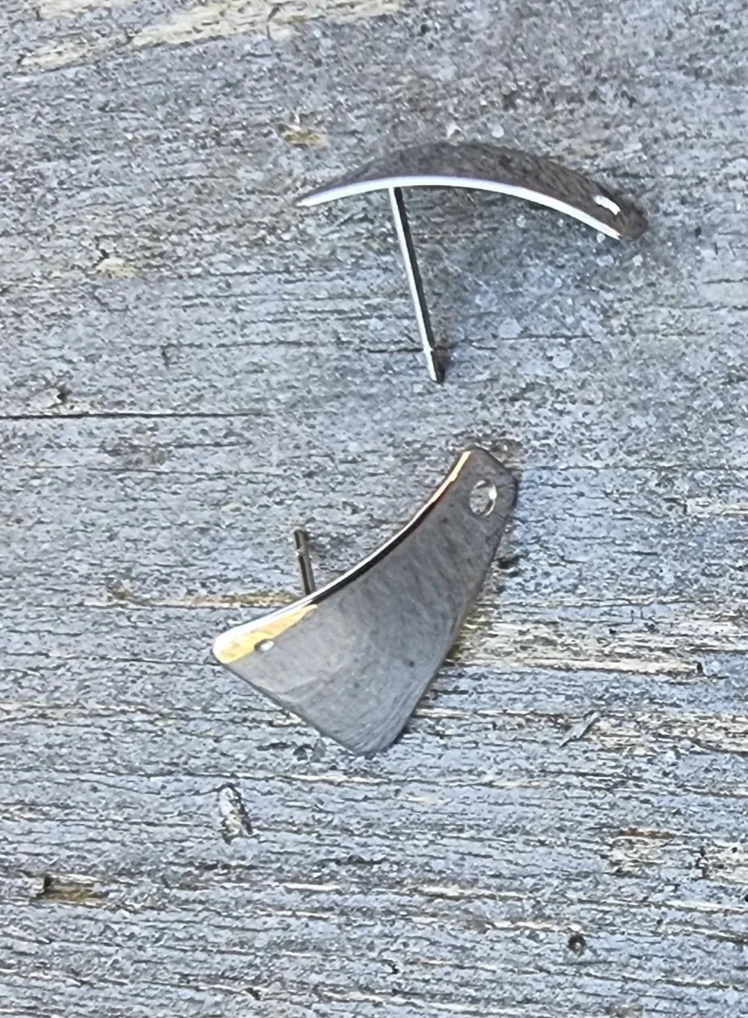 Örstickare Rostfritt Stål - Trekantig 10x16mm, 2-pack Grekisk Metall