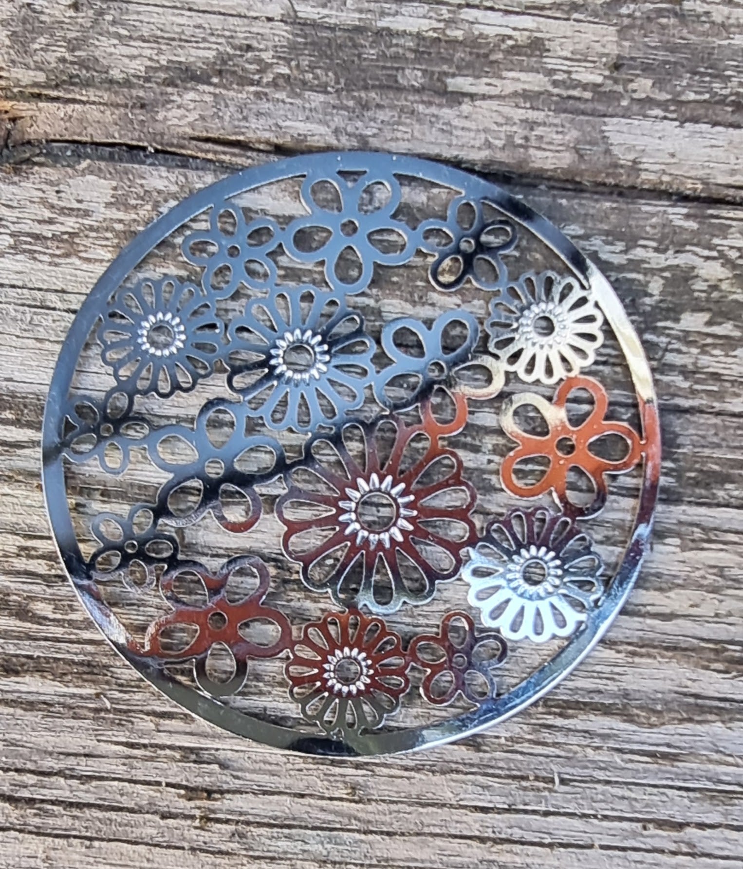 Connector / Hänge Silverfärgad - Mandala med blommor 47mm 1 styck Grekisk Metall