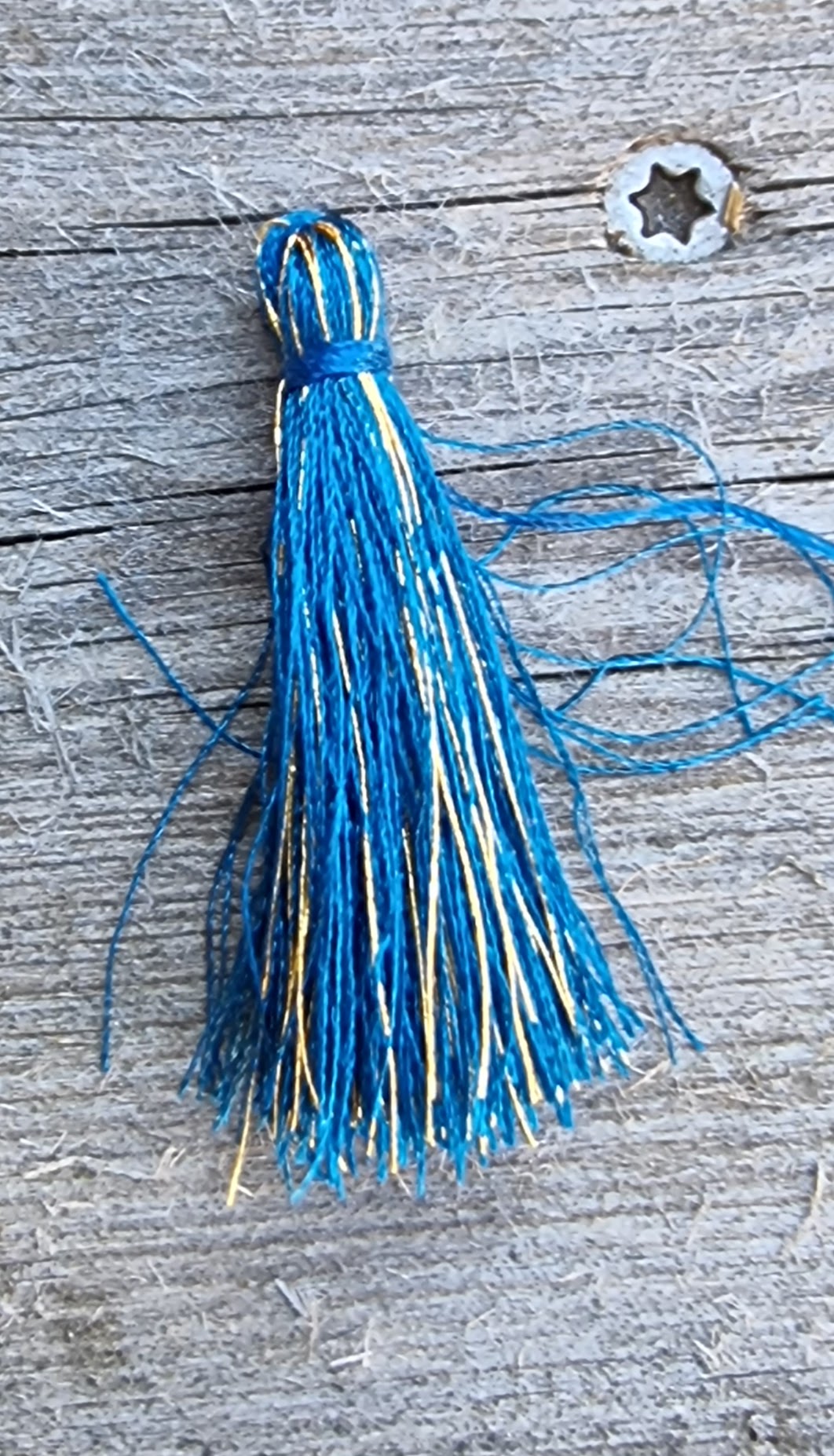 Bomullstofs - Petrol / Guld 40mm 1 styck Hilmas Pyssel