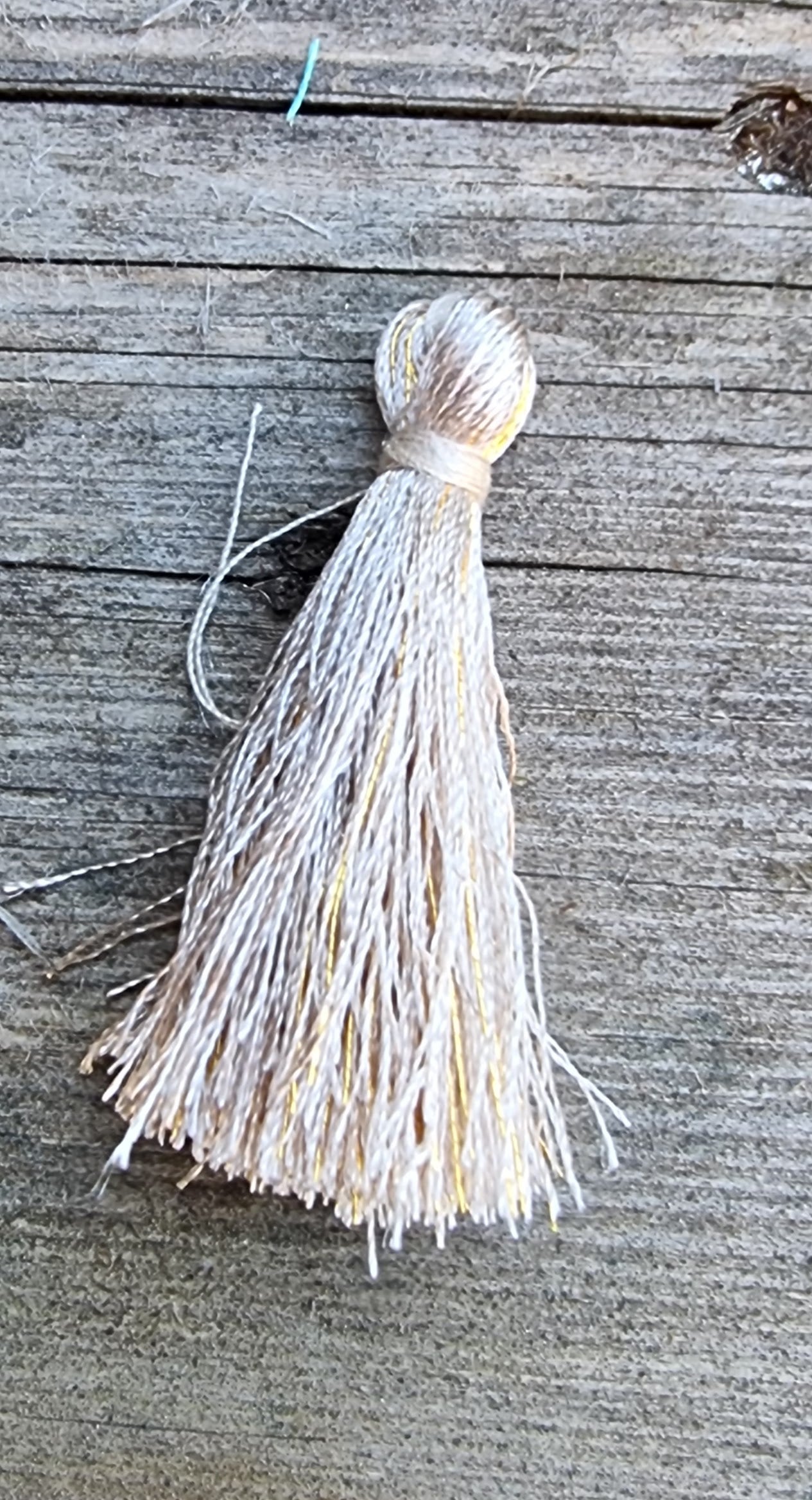 Bomullstofs - Beige / Guld 40mm, 1 styck Hilmas Pyssel