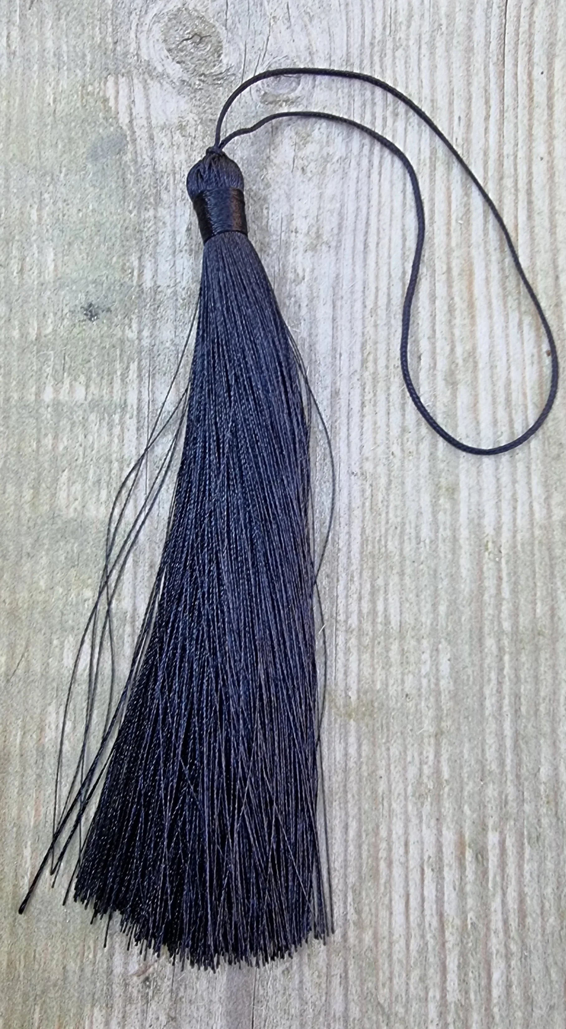 Hänge tassel polyester - Svart 130mm 1 styck Hilmas Pyssel