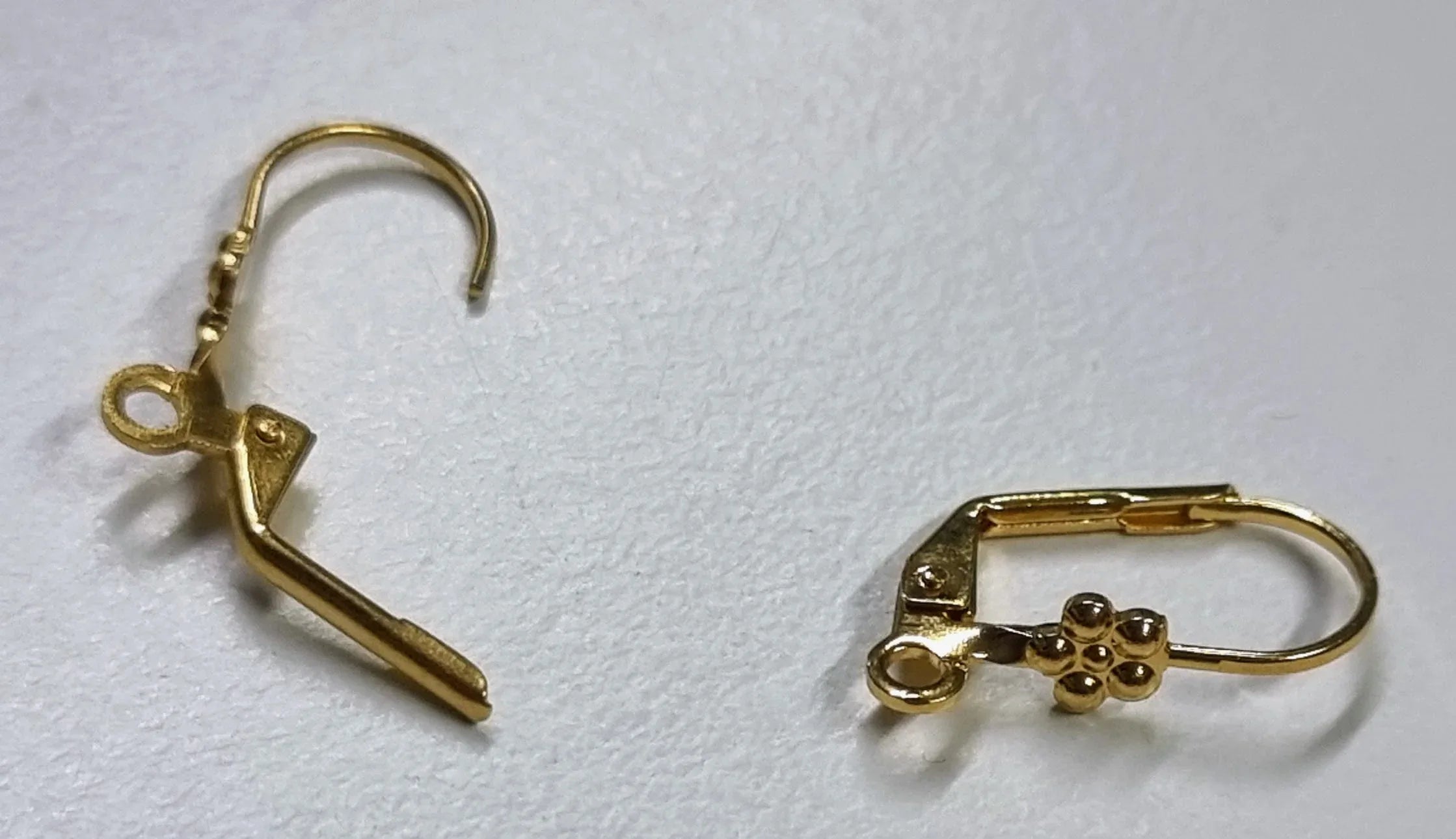 Örkrok Brisyr 24K guldpläterad - Blomma 9,5x18 mm, 1 par Grekisk Metall