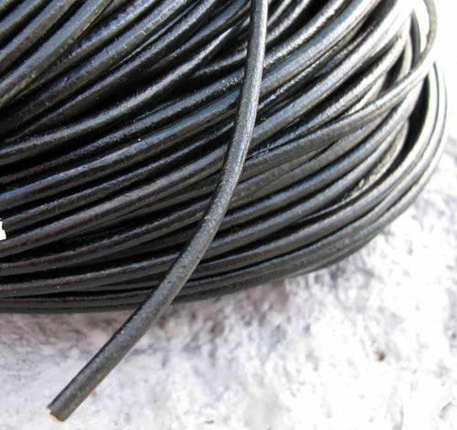 Läderband 3 mm - svart, 1 m Hilmas Pyssel