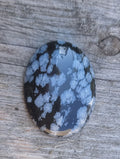 Cabochon Snowflake Obsidian - Oval 40x30mm 1 styck Hilmas Pyssel