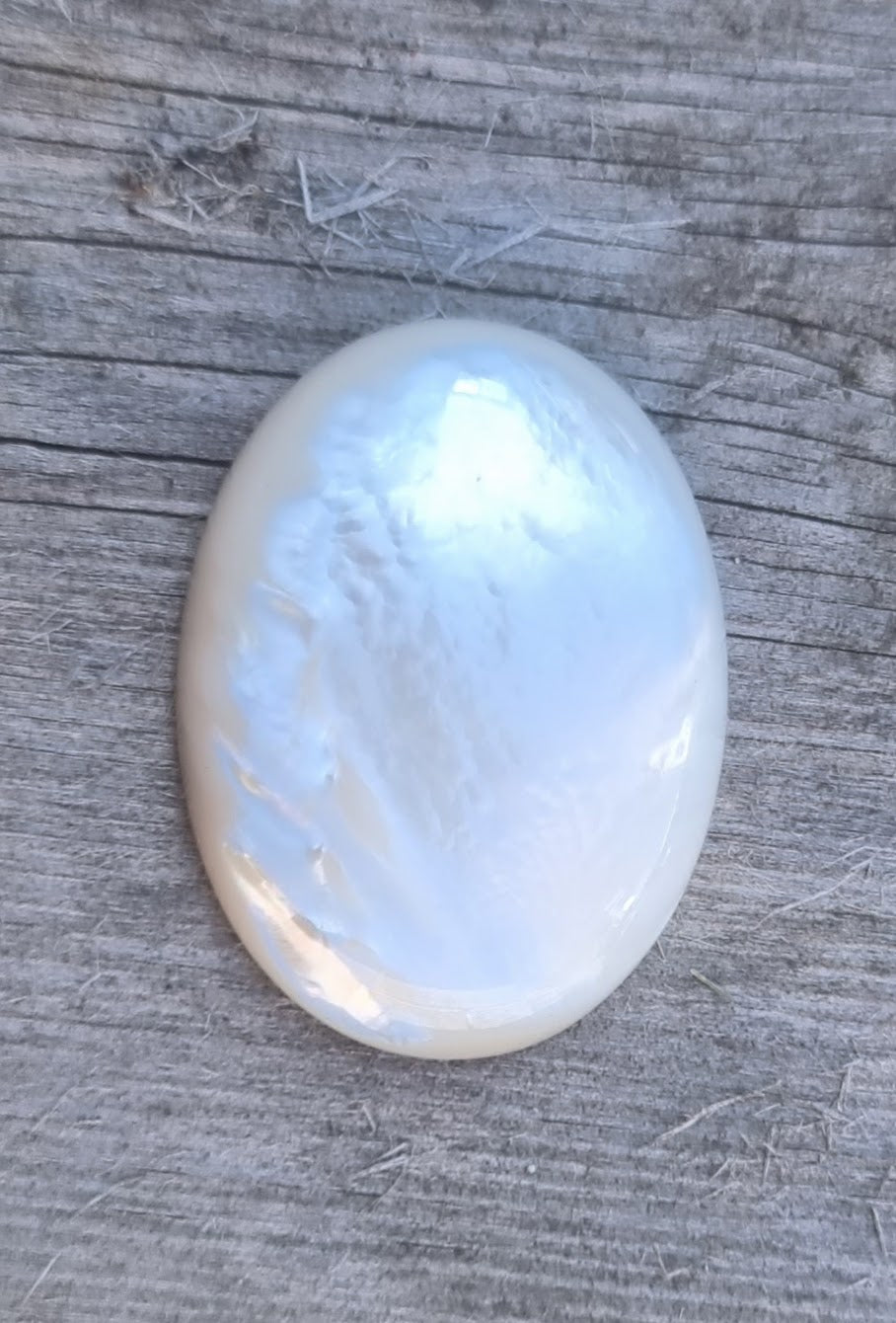 Oval Cabochon Pärlemo - Vit 40x30mm 1 styck Hilmas Pyssel