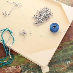 Basic Elements - Mat Tray med Tratt,stor, 1 styck Beadsmith