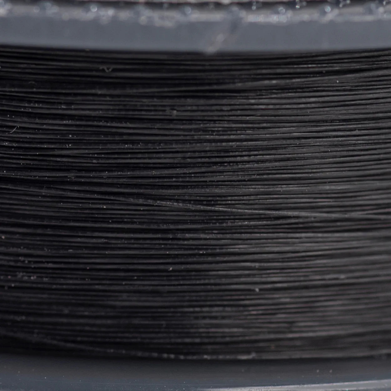 S-lon Fire - Black (Svart) 4 lb, 50 YD Beadsmith