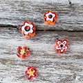 Glaspärlor Millefiori - Orange mix blommor 6mm, 5-pack Hilmas Pyssel