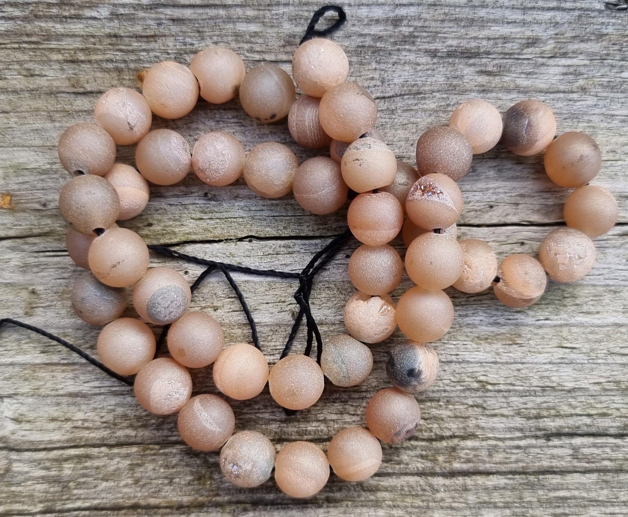 Agat Brazilian Bead - Rund Matt Beige 8mm 1 sträng Hilmas Pyssel