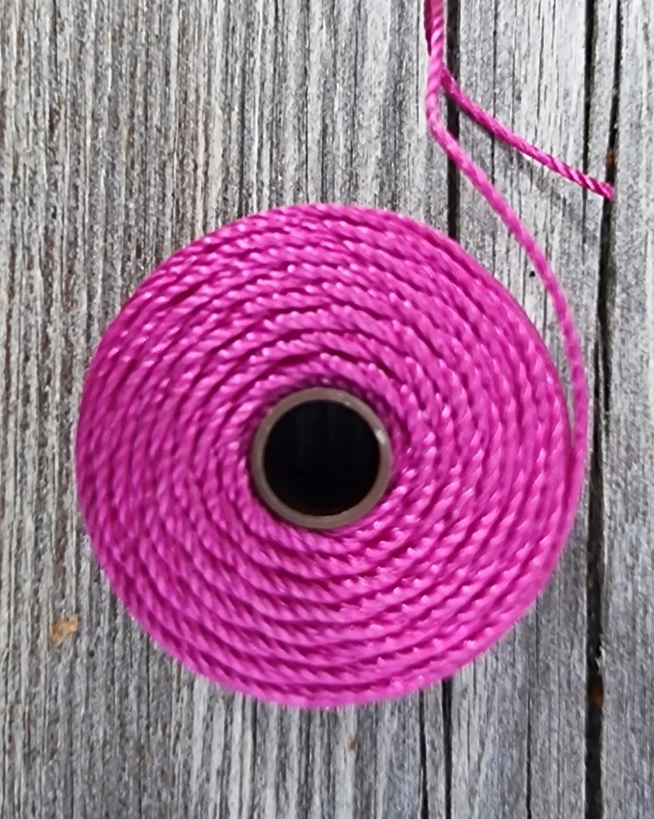 S-lon Heavy Macrame - Magenta 1 rulle Hilmas Pyssel